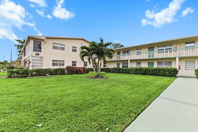 Welcome to this spacious 1-bedroom, 1.5-bath condo in a vibrant - Beach Condo for sale in Deerfield Beach, Florida on Beachhouse.com