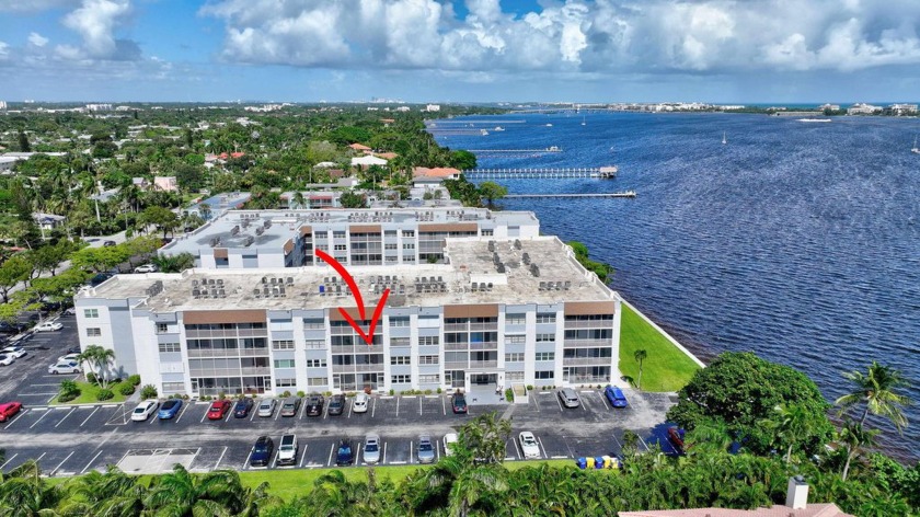 Welcome home to this 1-bedroom, 1.5-bathroom condo on the - Beach Condo for sale in Lake Worth Beach, Florida on Beachhouse.com