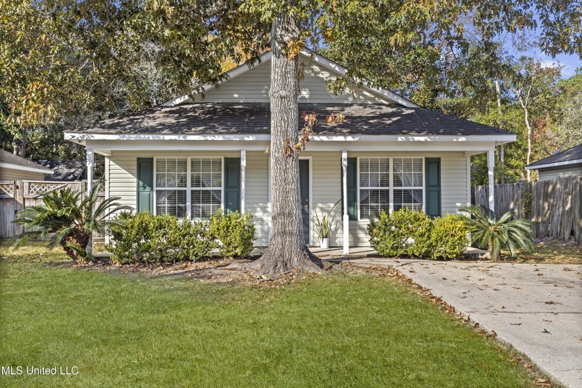 Welcome to this inviting 2-bedroom, 2-bath home located near the - Beach Home for sale in Ocean Springs, Mississippi on Beachhouse.com
