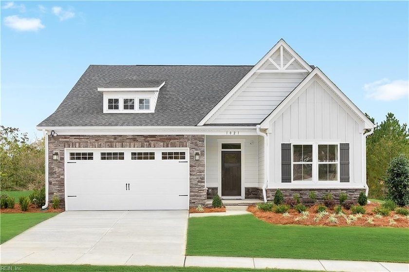 Discover this stunning main-level living single-family home in - Beach Home for sale in Hertford, North Carolina on Beachhouse.com
