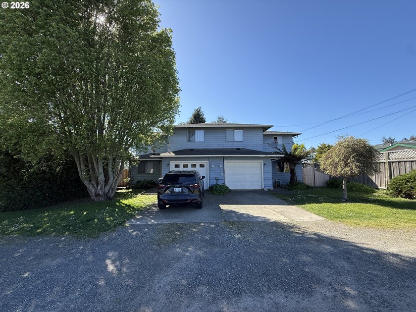 Investment opportunity in a desirable Brookings location! This - Beach Home for sale in Brookings, Oregon on Beachhouse.com
