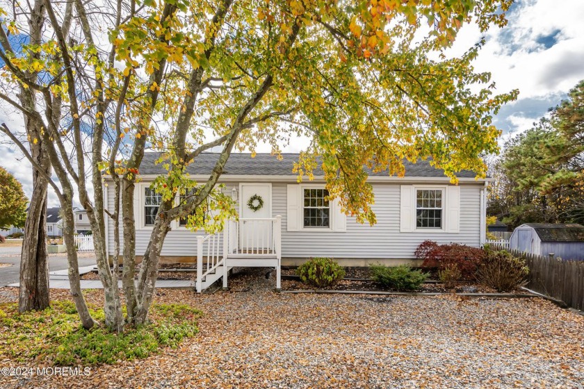 Welcome to this lovely single family home offering 3 bedrooms - Beach Home for sale in Forked River, New Jersey on Beachhouse.com