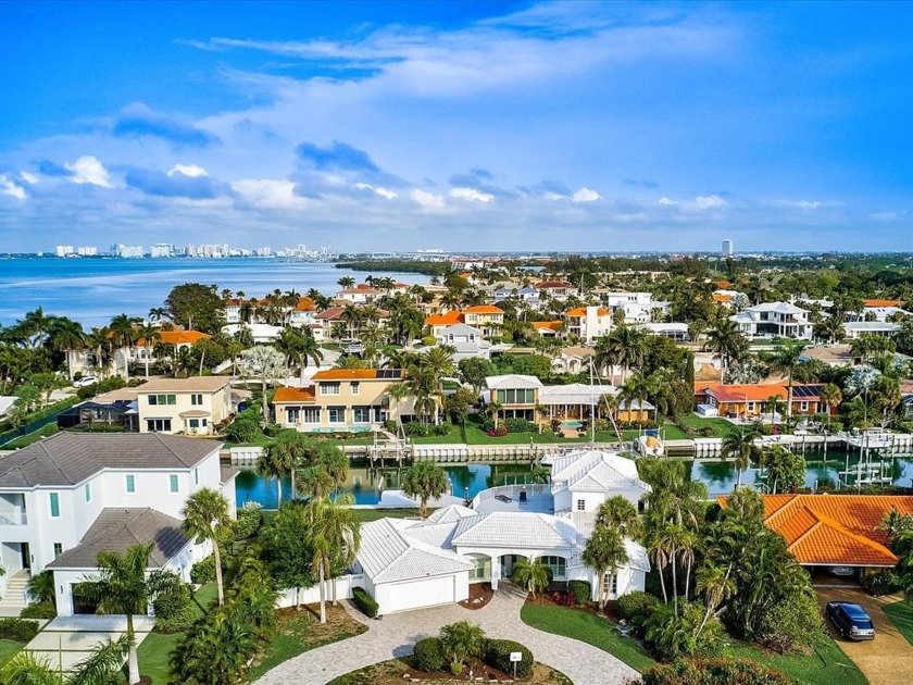 Step into paradise! This waterfront home is located on Longboat - Beach Home for sale in Longboat Key, Florida on Beachhouse.com
