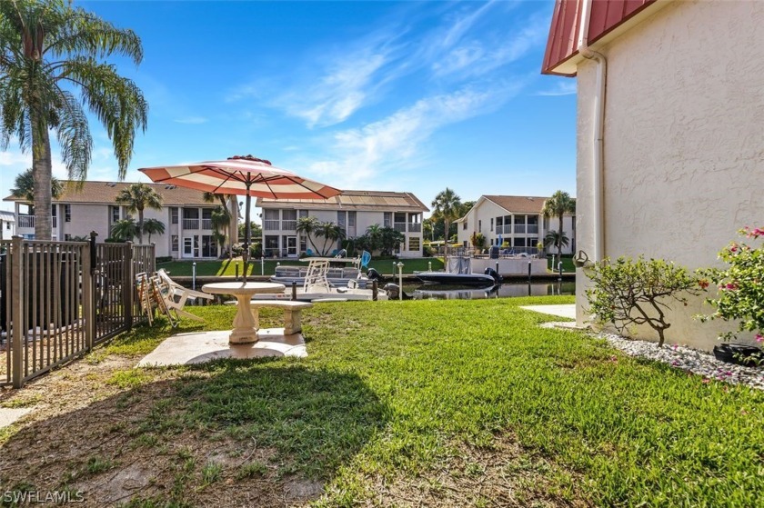 Paradise awaits YOU! This updated condo offers 2 bedrooms, 2 - Beach Condo for sale in Cape Coral, Florida on Beachhouse.com