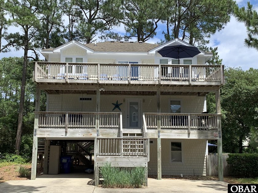 Enjoy the beauty and privacy of this 6 bedroom, 4 bath home in - Beach Home for sale in Corolla, North Carolina on Beachhouse.com