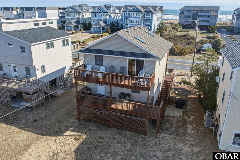 This Kill Devil Hills semi oceanfront is exactly where everyone - Beach Home for sale in Kill Devil Hills, North Carolina on Beachhouse.com