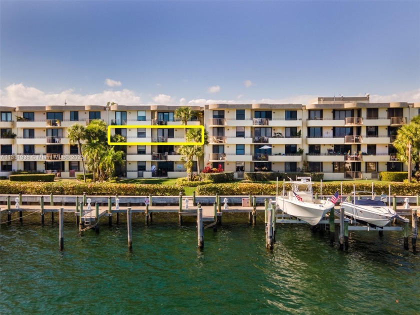 If you're looking for the ideal home, take a step back and - Beach Condo for sale in North  Miami, Florida on Beachhouse.com