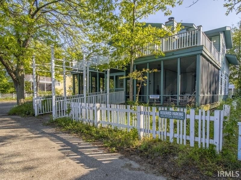 Looking for an income producing vacation home?  Look no further! - Beach Home for sale in Michigan City, Indiana on Beachhouse.com