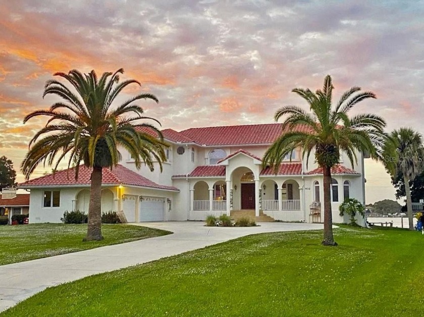 Welcome to PARADISE on the Island of Venice! Feel instantly - Beach Home for sale in Venice, Florida on Beachhouse.com