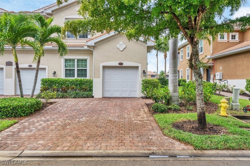 Welcome to Creekside Preserve, your lakeside oasis awaits! This - Beach Condo for sale in Fort Myers, Florida on Beachhouse.com