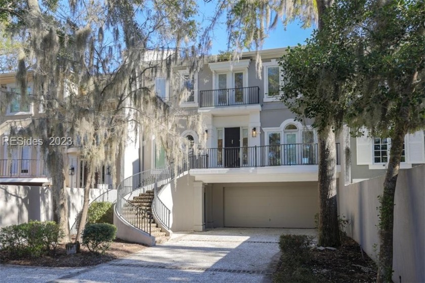 Great views overlooking long saltwater marsh and creek. 3 - Beach Townhome/Townhouse for sale in Hilton Head Island, South Carolina on Beachhouse.com
