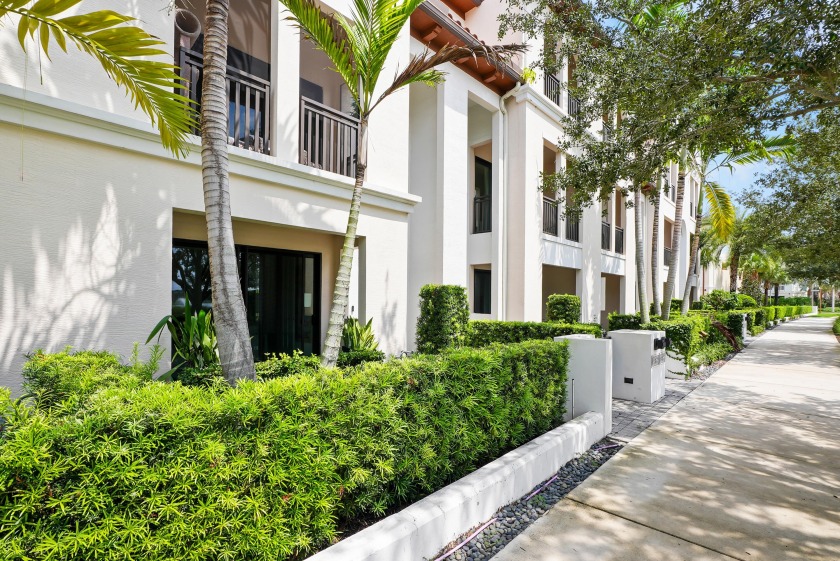 Stunning 4 Bedroom, 3.1 Bath Townhome in the Heart of Alton - 2 - Beach Townhome/Townhouse for sale in Palm Beach Gardens, Florida on Beachhouse.com