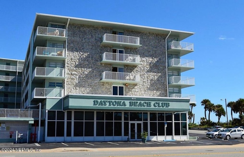 REDUCED !! Great Opportunity to invest in your own spot at the - Beach Condo for sale in Daytona Beach, Florida on Beachhouse.com