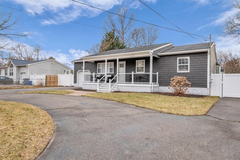 Welcome to this charming ranch situated on half an acre. This - Beach Home for sale in Shirley, New York on Beachhouse.com