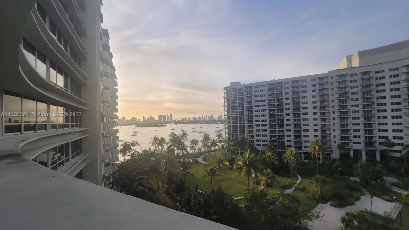 Spacious studio with views of the bay and city skyline in newly - Beach Condo for sale in Miami  Beach, Florida on Beachhouse.com