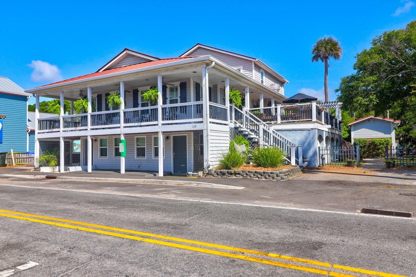 Open your own Bed & Breakfast, City's initial approval in hand! - Beach Home for sale in Folly Beach, South Carolina on Beachhouse.com