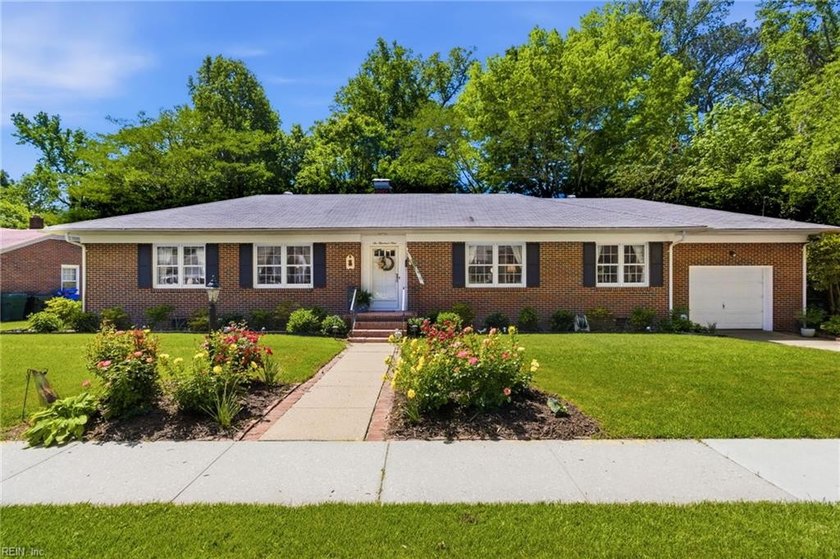 Well-maintained 3-bedroom, 2-bath brick rancher in sought-after - Beach Home for sale in Suffolk, Virginia on Beachhouse.com