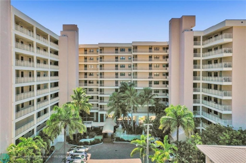 WOW!Rarely Available* Absolutely STUNNING Intracoastal, Ocean - Beach Condo for sale in Fort Lauderdale, Florida on Beachhouse.com