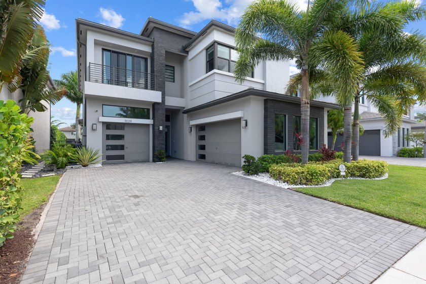 Welcome to the epitome of modern luxury living in the highly - Beach Home for sale in Boca Raton, Florida on Beachhouse.com