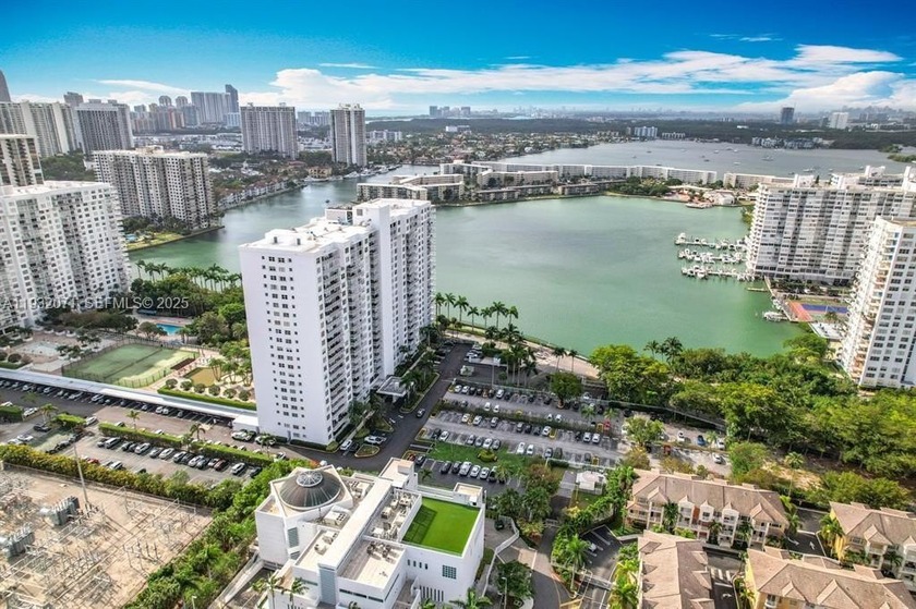 Experience luxury living in this beautiful 2-bedroom, 2-bathroom - Beach Condo for sale in Aventura, Florida on Beachhouse.com
