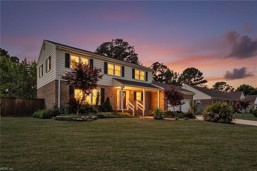Beautifully updated home in the desirable Stratford Chase - Beach Home for sale in Virginia Beach, Virginia on Beachhouse.com