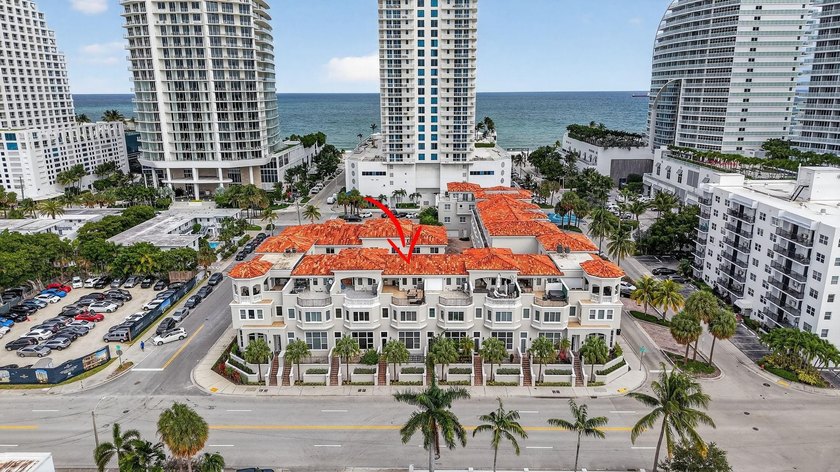 Price Improvement! Best Value on Ft. Laud. Beach! This stunning - Beach Townhome/Townhouse for sale in Fort Lauderdale, Florida on Beachhouse.com