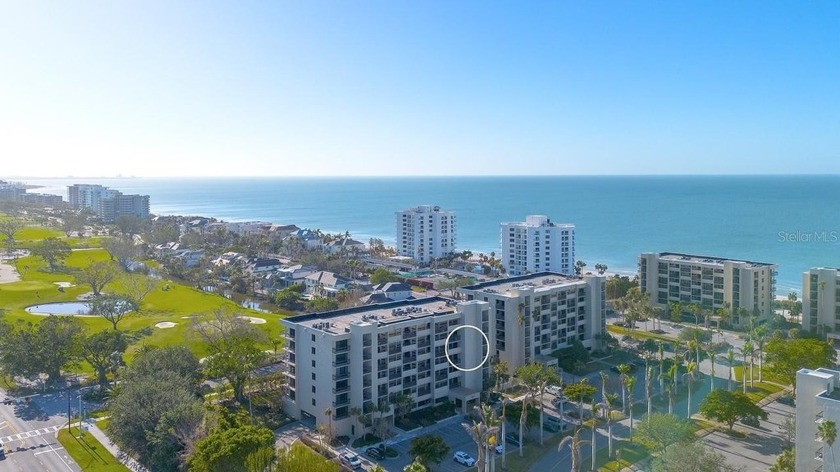 Ideally located at the southern end of Longboat Key in the - Beach Condo for sale in Longboat Key, Florida on Beachhouse.com