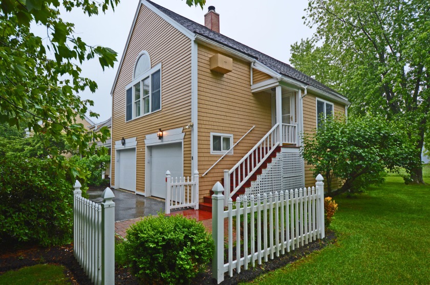 This light filled spacious end condo unit at Grant Farm is - Beach Townhome/Townhouse for sale in Kennebunk, Maine on Beachhouse.com