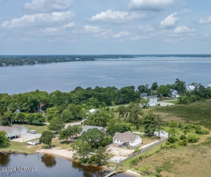 Great Homesite with water view . Short drive to Historic - Beach Lot for sale in New Bern, North Carolina on Beachhouse.com