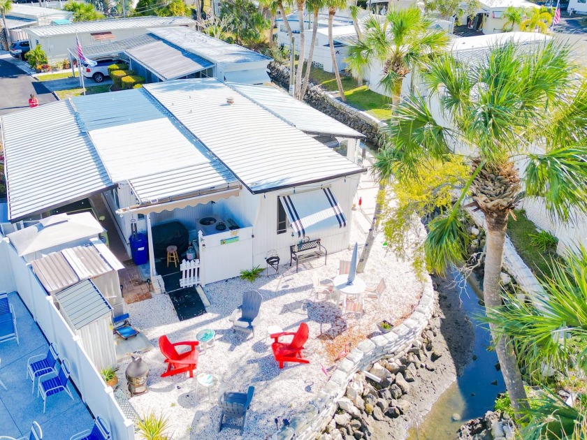Under contract-accepting backup offers. Enjoy the Florida - Beach Home for sale in St. Petersburg, Florida on Beachhouse.com