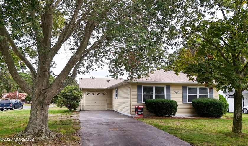 Welcome to Sea View Village! 1 Whitecap Way is the perfect place - Beach Home for sale in Brick, New Jersey on Beachhouse.com