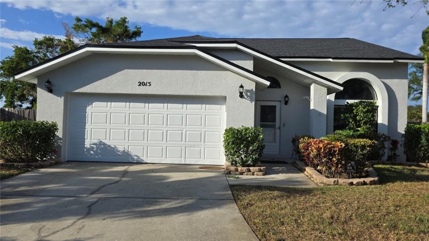 Beautiful single-family residence located in the desirable - Beach Home for sale in St. Petersburg, Florida on Beachhouse.com