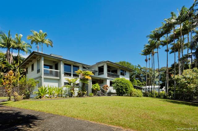 Relax at Honolii By The Sea! This desired area is conveniently - Beach Home for sale in Hilo, Hawaii on Beachhouse.com