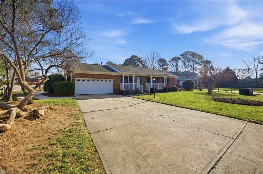 Wonderful ranch style home in the Lake Shores area of Virginia - Beach Home for sale in Virginia Beach, Virginia on Beachhouse.com