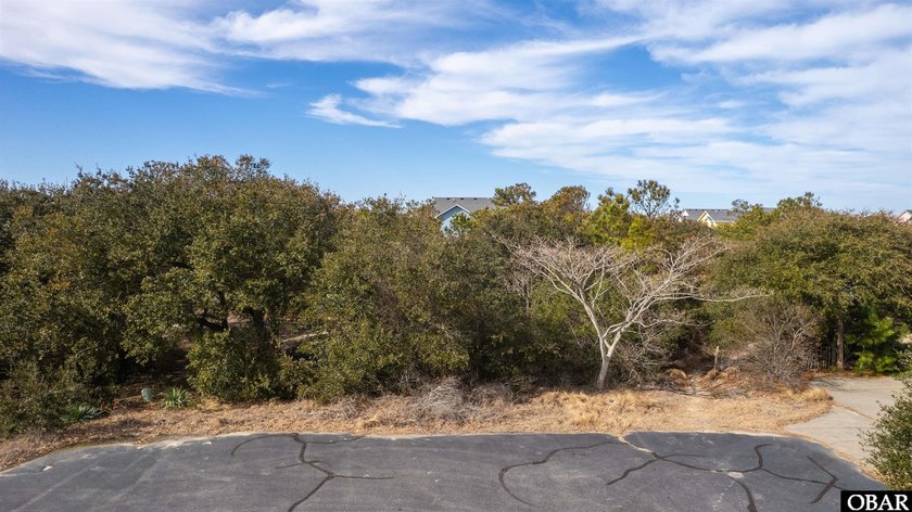 Looking for the perfect place to build your Outer Banks getaway? - Beach Lot for sale in Corolla, North Carolina on Beachhouse.com