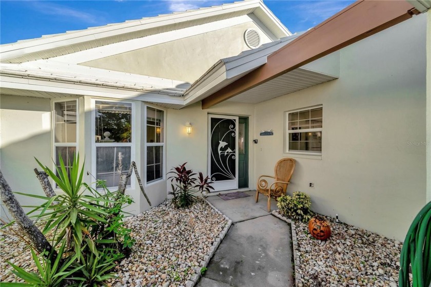 Charming 2 Bedroom 2 Bathroom Villa with Stunning Lakefront - Beach Home for sale in Venice, Florida on Beachhouse.com