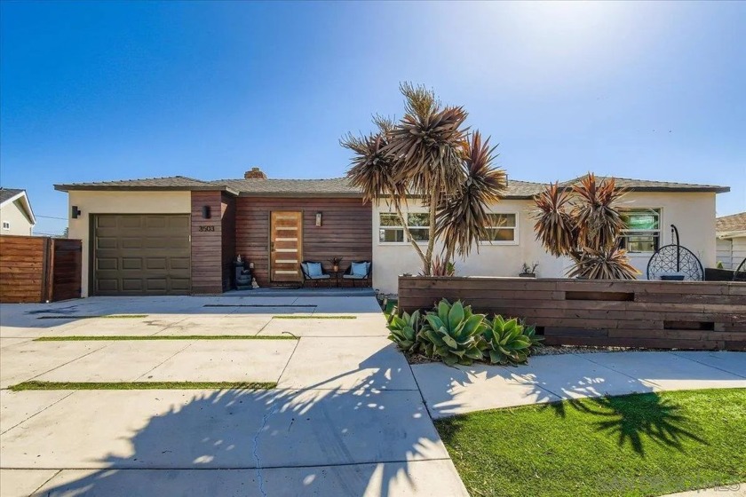 Welcome home to this Point Loma modern oasis! Situated in a - Beach Home for sale in San Diego, California on Beachhouse.com