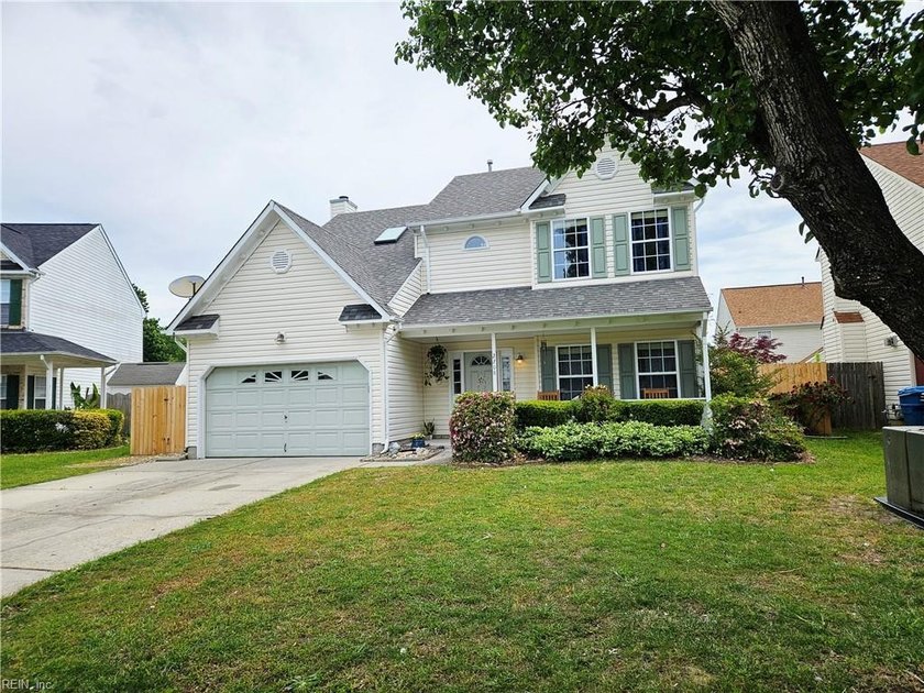 Fall in love with this 4 bed, 2.5 bath, 2194 sq ft home in the - Beach Home for sale in Virginia Beach, Virginia on Beachhouse.com