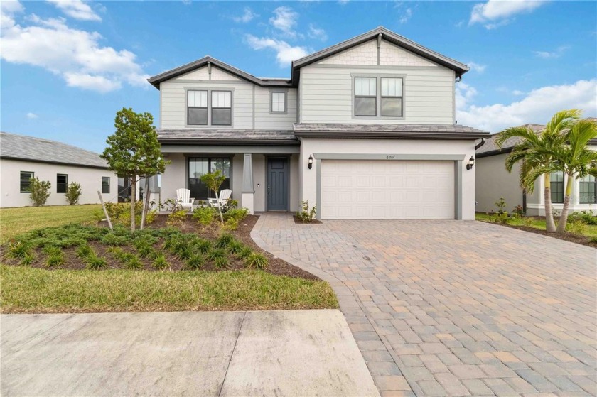 Welcome to this stunning Whitestone model in Talon Preserve - Beach Home for sale in Nokomis, Florida on Beachhouse.com