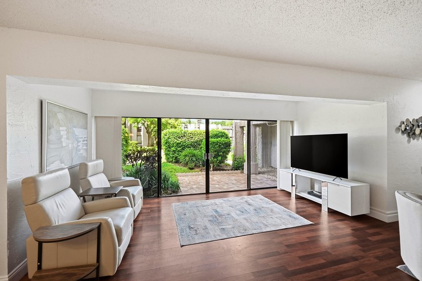 HUGE 1,500 square feet property that is Bigger than most - Beach Condo for sale in Boca Raton, Florida on Beachhouse.com