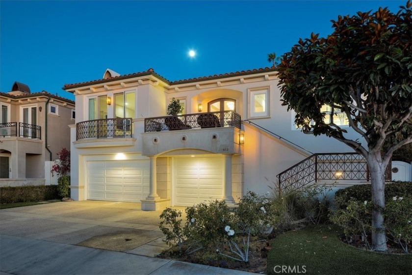 Nestled in an exclusive gated community of Riviera Beach Colony - Beach Home for sale in Redondo Beach, California on Beachhouse.com