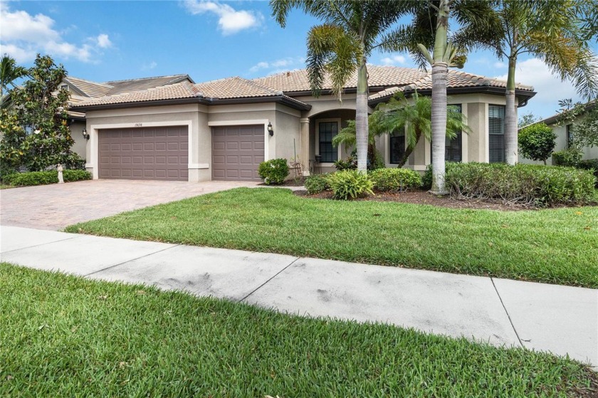 With a beautiful waterfront view this highly desired Pinnacle - Beach Home for sale in Venice, Florida on Beachhouse.com