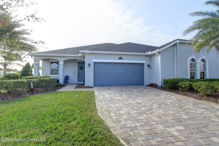 RARE OPPORTUNITY for a Loren Cove HALF-DUPLEX located on a - Beach Townhome/Townhouse for sale in Melbourne, Florida on Beachhouse.com