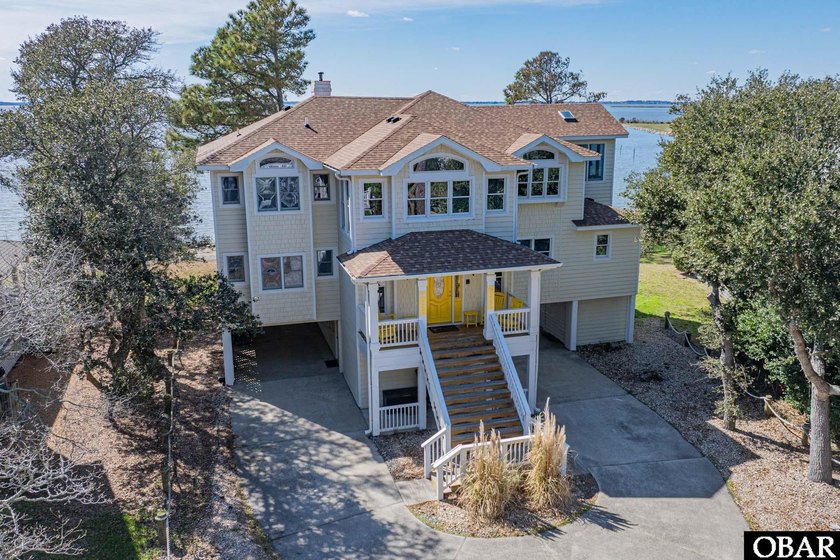 Welcome to your soundfront spot in Corolla Light, where the - Beach Home for sale in Corolla, North Carolina on Beachhouse.com