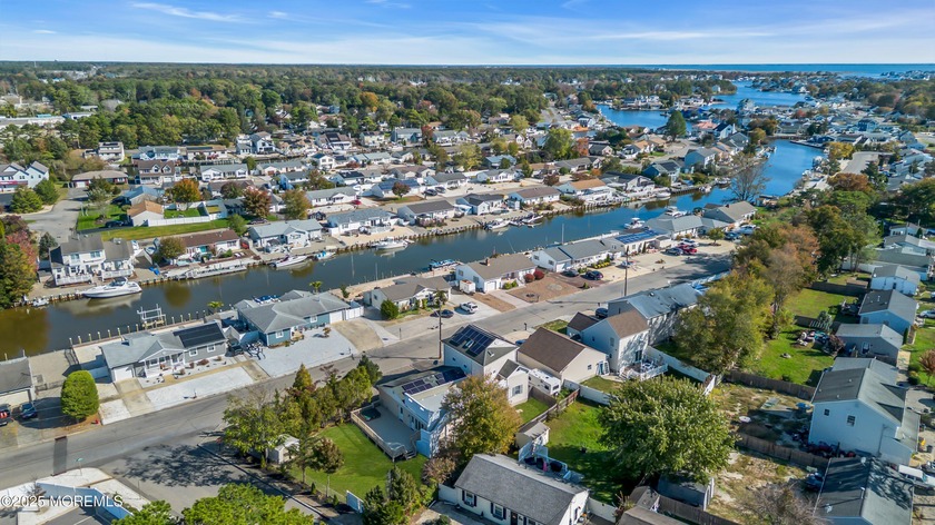 Updated 4 bed, 3 bath home with stunning water views and a - Beach Home for sale in Forked River, New Jersey on Beachhouse.com