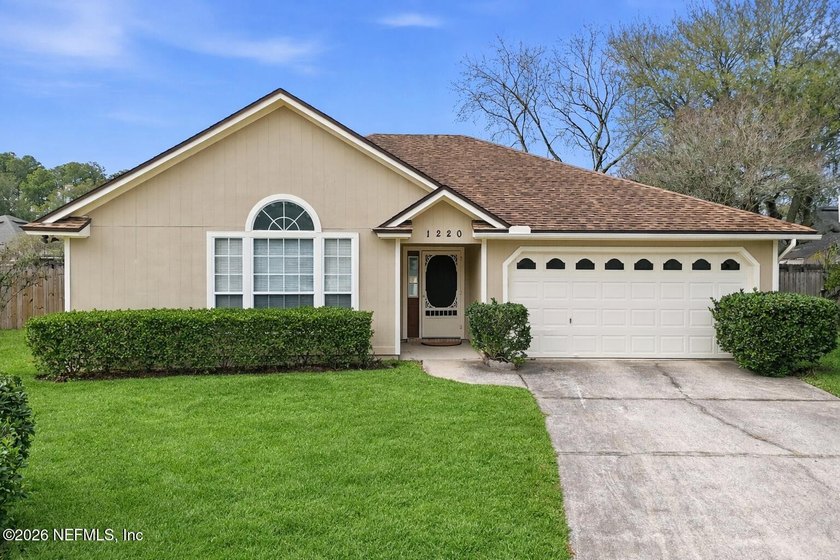 ACCEPTING BACKUP OFFERS! Charming 3BR/2BA home - 1,848 SF - on a - Beach Home for sale in Jacksonville, Florida on Beachhouse.com