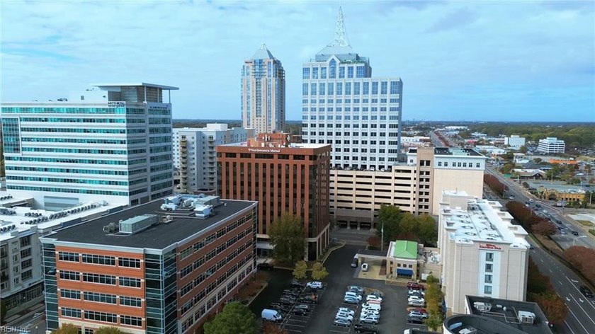 Luxury penthouse living in the tallest building in Virginia in - Beach Townhome/Townhouse for sale in Virginia Beach, Virginia on Beachhouse.com