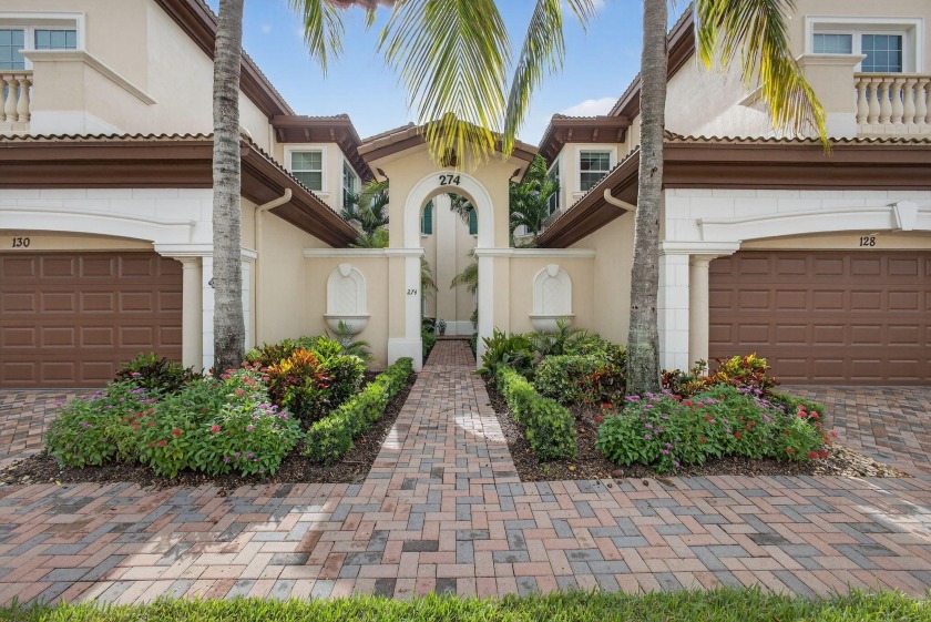 FULL GOLF MEMBERSHIP AVAILABLE IMMEDIATELY! Brand new to the - Beach Condo for sale in Jupiter, Florida on Beachhouse.com