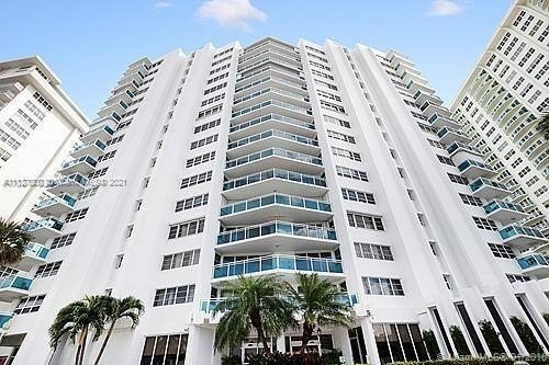 Oceanfront Condo on the Galt Mile - Priced to Sell! Beautifully - Beach Condo for sale in Fort Lauderdale, Florida on Beachhouse.com