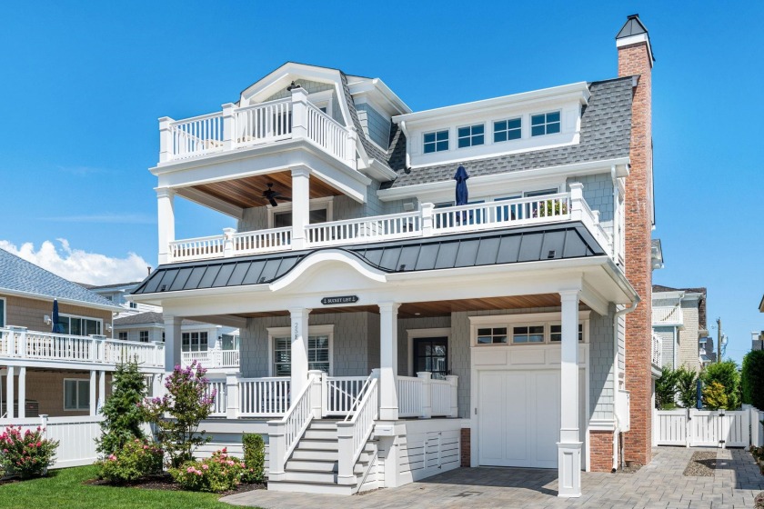 This stunning Avalon beach block custom home offers 6 bedrooms - Beach Home for sale in Avalon, New Jersey on Beachhouse.com